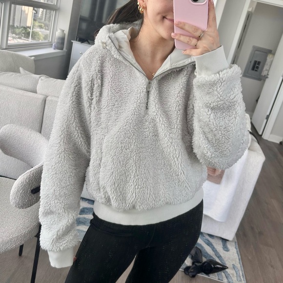 Lululemon Textured Fleece Half Zip - Picture 2 of 6